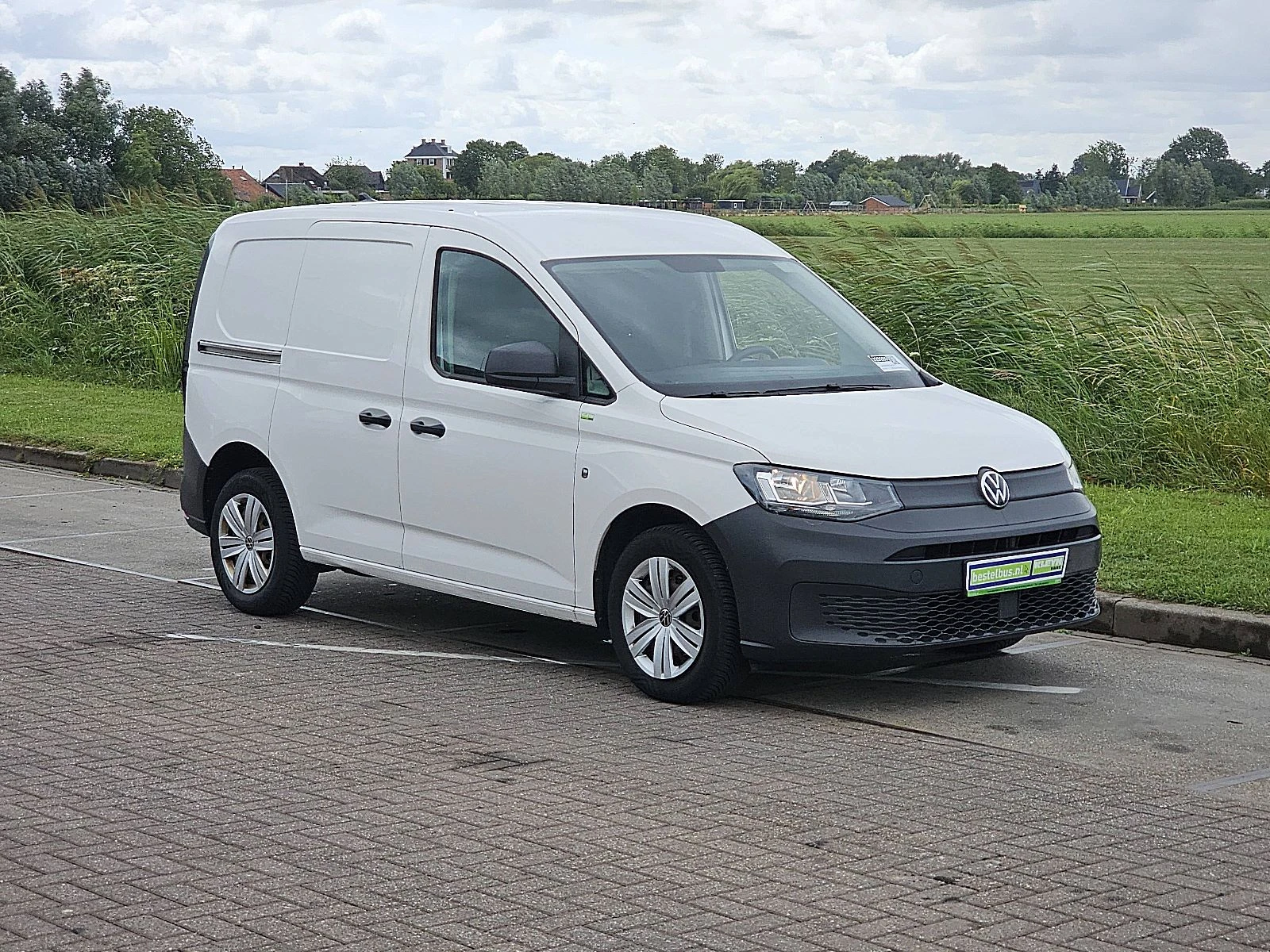Volkswagen Caddy 2021 - 2.0 изображение 5
