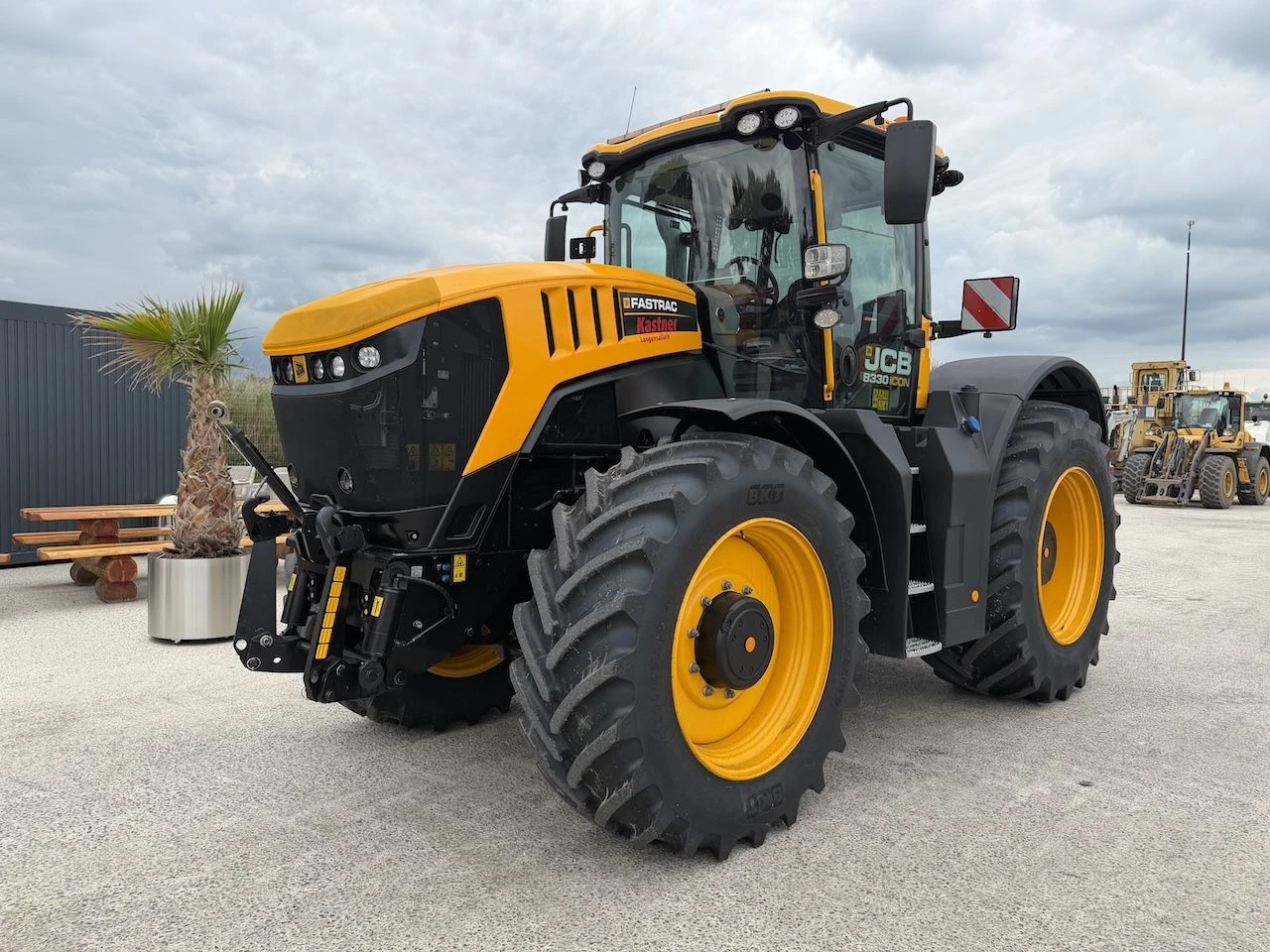 JCB 8330 Icon 2024 image 1