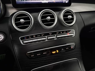 Mercedes-Benz C-Class 2021 - C300 e Business Solution AMG Limited 320PK zdjecie 35