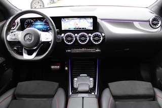 Mercedes-Benz GLA 2021 - 250e AUT8 AMG NIGHT PAKKET PANORAMADAK DISTRONIC MEMORY SFEER 360-CAMERA TREKHAAK immagine 2