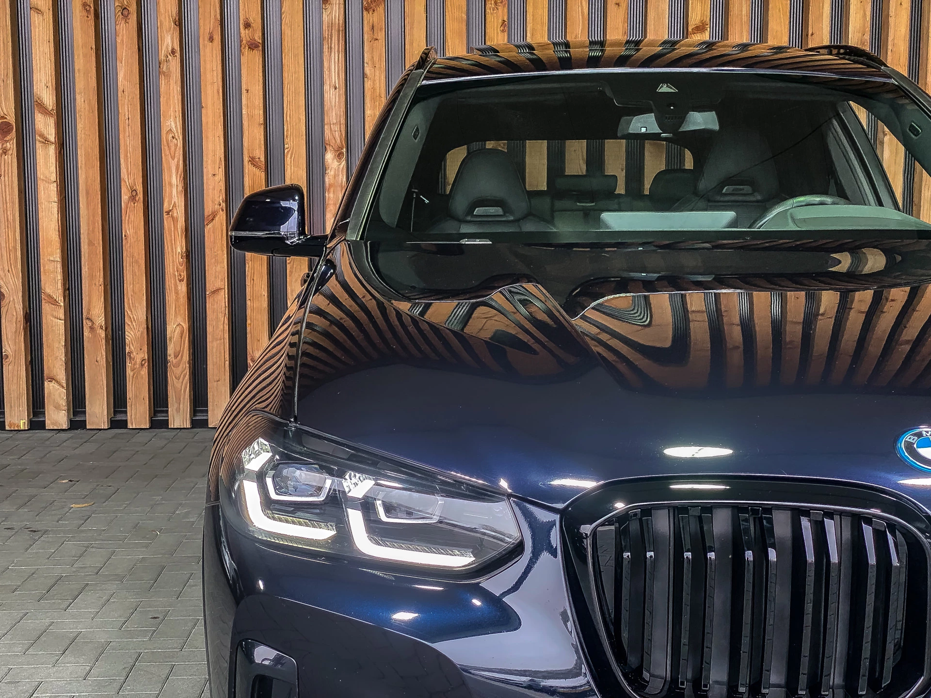 BMW X3 2023 - xDrive30e 292PK High Executive M-Sport obrázek 34