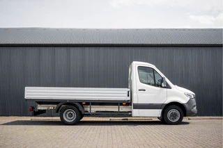 Mercedes-Benz Sprinter 2024 - 519 CDI | 190PK | Automaat | Nieuw | Luchtvering | LED | Cruise | Carplay | Mbux | Navi | Climatronic image 6