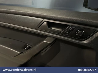 Volkswagen Caddy 2019 - 2.0 TDI 102pk L1H1 Euro6 Airco | Navigatie | Imperiaal | LED | Apple Carplay | 1500kg Trekhaak obrazek 16