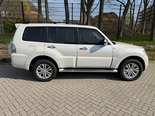 Mitsubishi Pajero 2014 - GLS 3.8 - V6 , 4x4 , 7 Pers., Full Option imagen 5