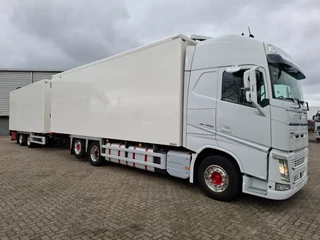 Volvo FH 2021 - FH4-500 / RETARDER / XL / CHEREAU / VEB+ / I-PARKCOOL / ACC / LWDS / 2XTHERMOKING UT1200 / 2X ON STOCK / EURO-6 / 2021 bild 2