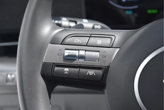 Hyundai Kona 2025 - 1.6 GDI HEV Premium Sky obrazek 7