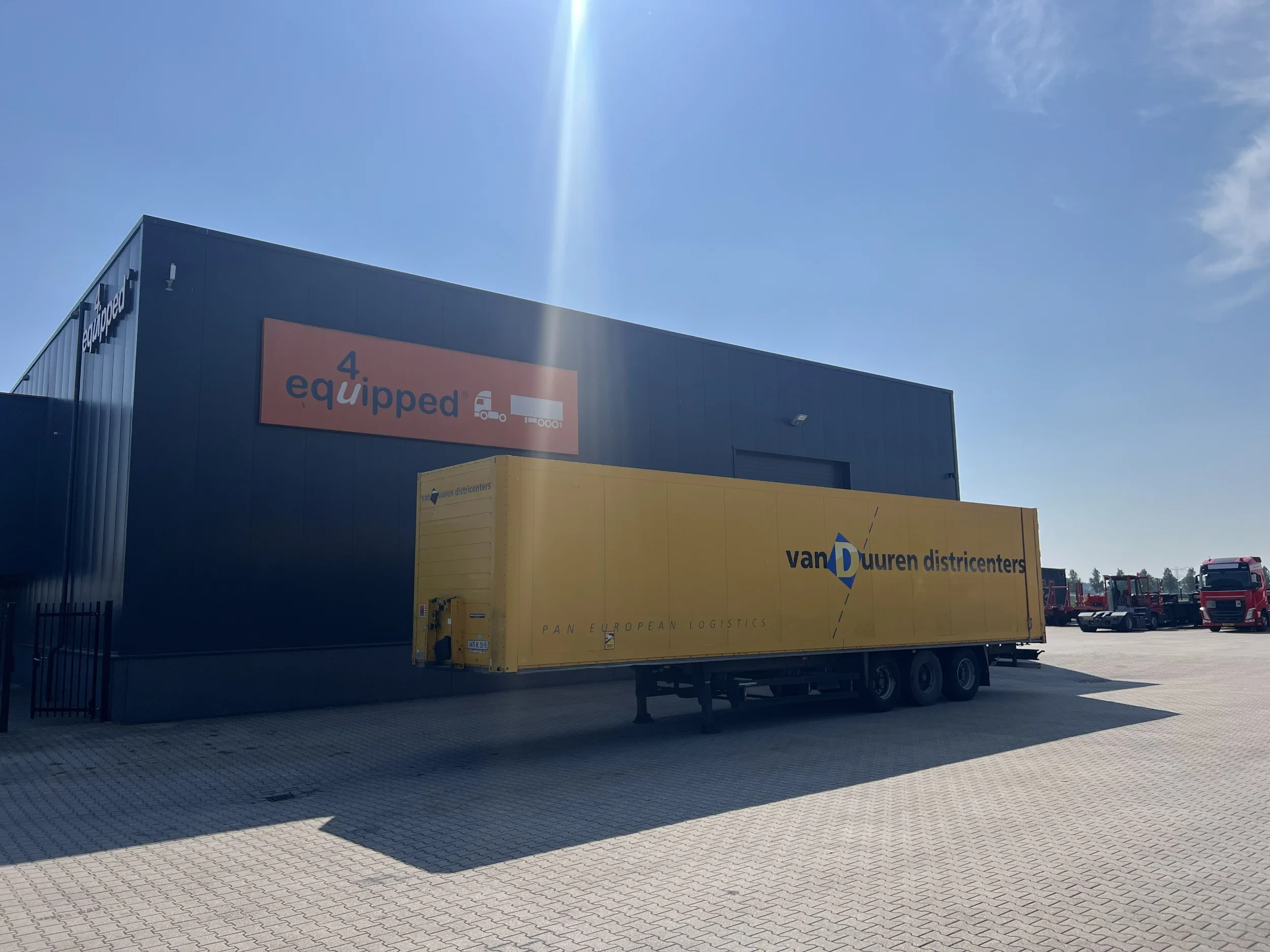 Schmitz Cargobull SKO 24 2008 - SKO24 / SAF trommelremmen / gegalvaniseerd / binnenhoogte: 2,80 m / NL oplegger,/ damaged - PRICE REDUCTION afbeelding 10