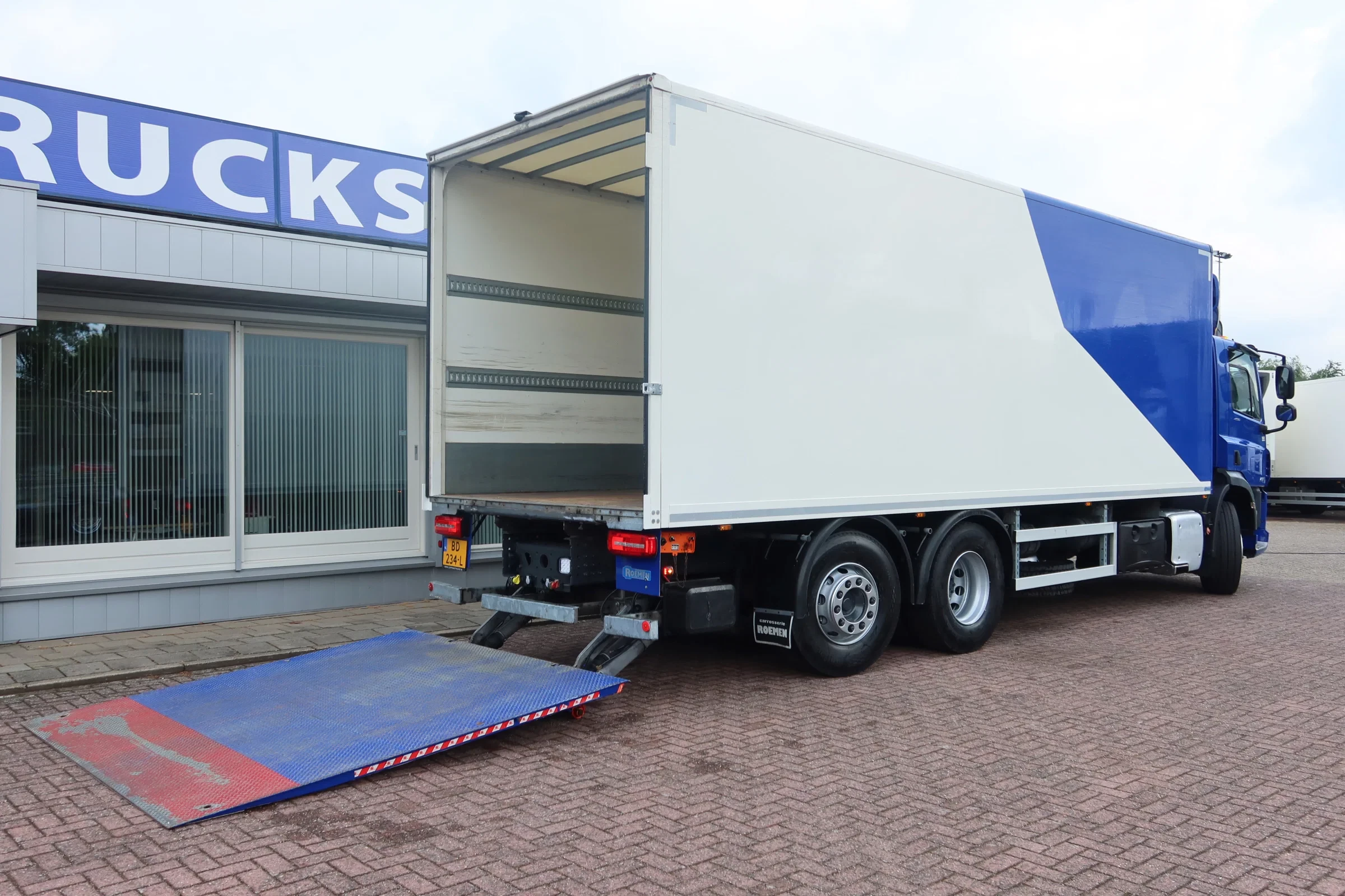 DAF CF 450 2021 - FAN 6x2 Bak+Dhollandia 3.000 kg klep. Stuur lift as obrázek 3
