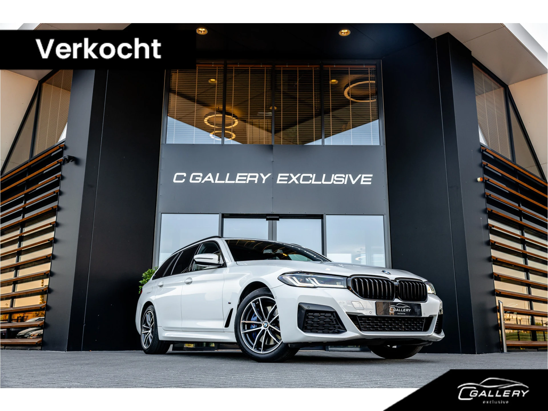 BMW 5 Serie 2021 - Touring 530i xDrive Business Edition Plus afbeelding 1