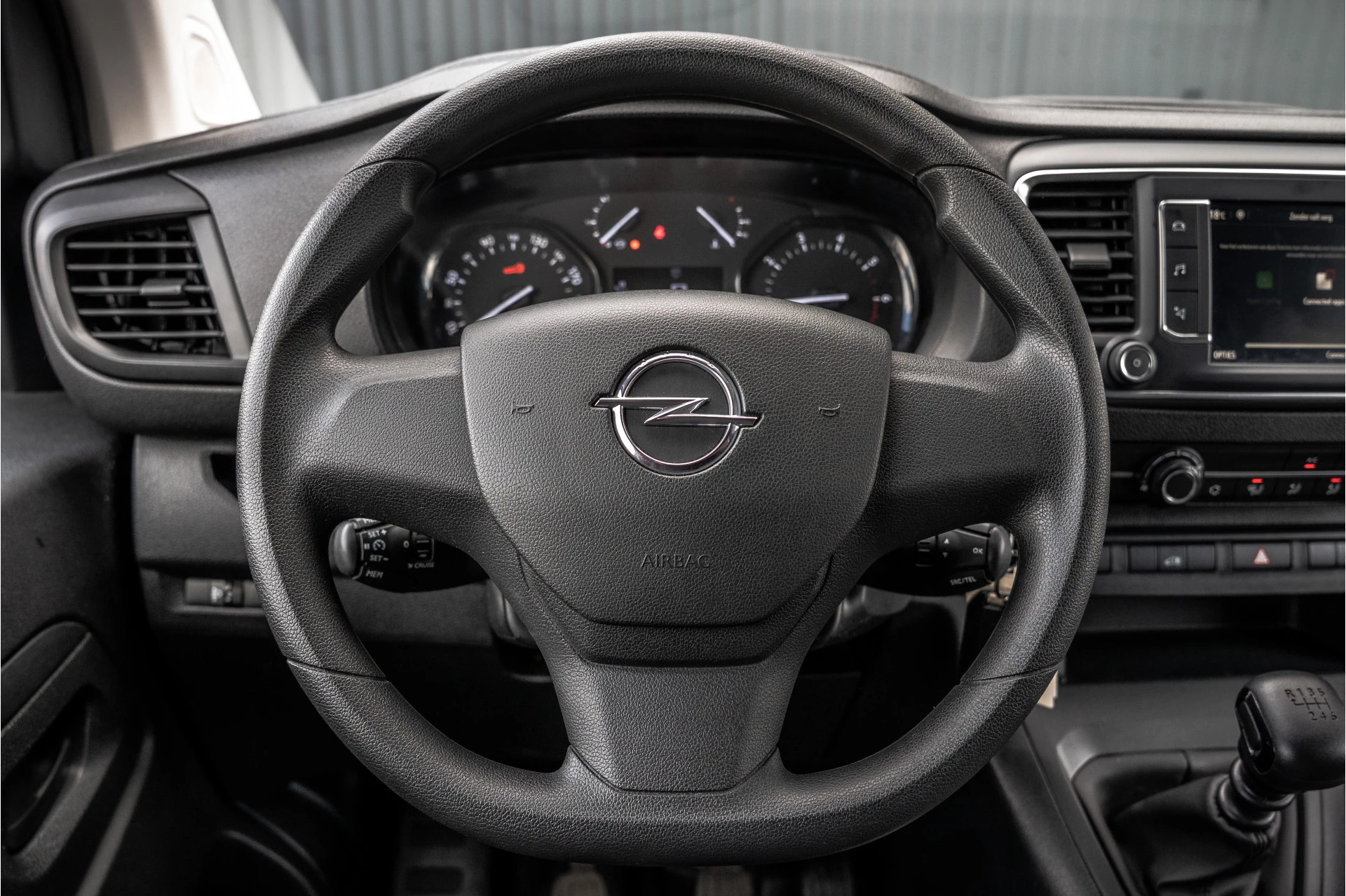 Opel Vivaro 2023 - 2.0 | 145 PK | L3H1 | Camera | Carplay | Cruise | Airco | Parkeersensoren | 3-Zits Bild 14