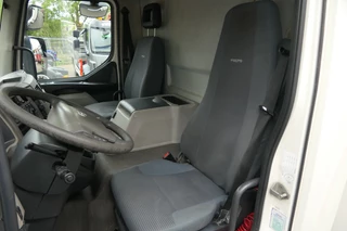 Volvo 240 2013 - FL | Carrier SUPRA 950Mt / Bi-temp | 3 Compartments | 297181Km | 2013 | 12Ton | 6 Cylinder | Dhollandia 1500Kg | Luxembourg Truck image 37