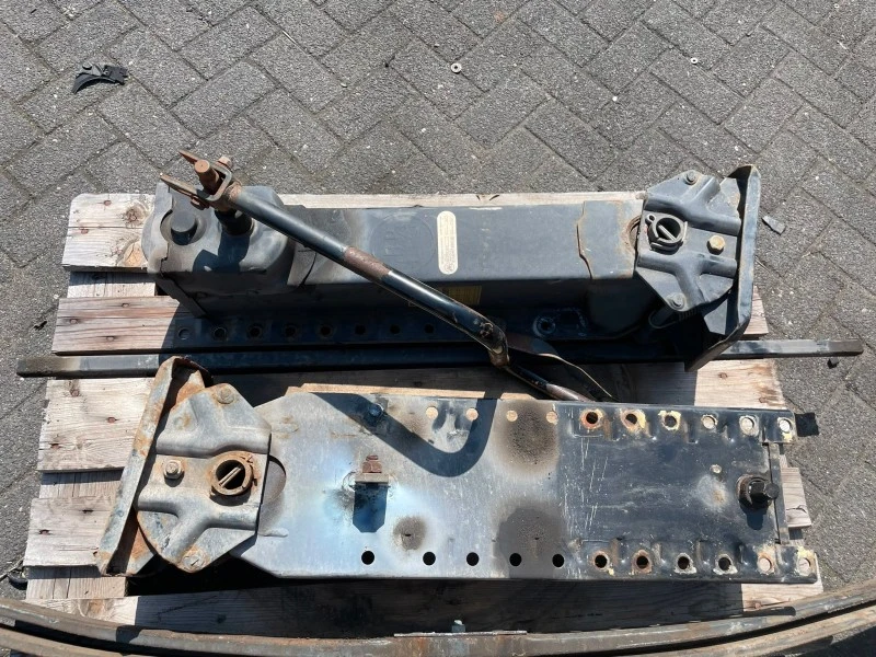 BPW - 02.3710.33.01 STEUNPOTEN SET afbeelding 1