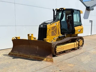 Cat 2022 - D1 12B - Camera / Only 3700 Hours image 2 thumbnail