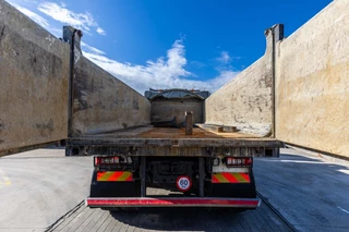 Volvo N/A 2011 - FMX 460 - TIPPER / TRACTOR obrazek 16