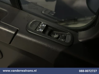 Opel Movano 2020 - 2.3 Turbo 136pk L2H3 Euro6 Airco | Camera | Imperiaal | LED | 2500kg Trekhaak | Cruisecontrol image 18