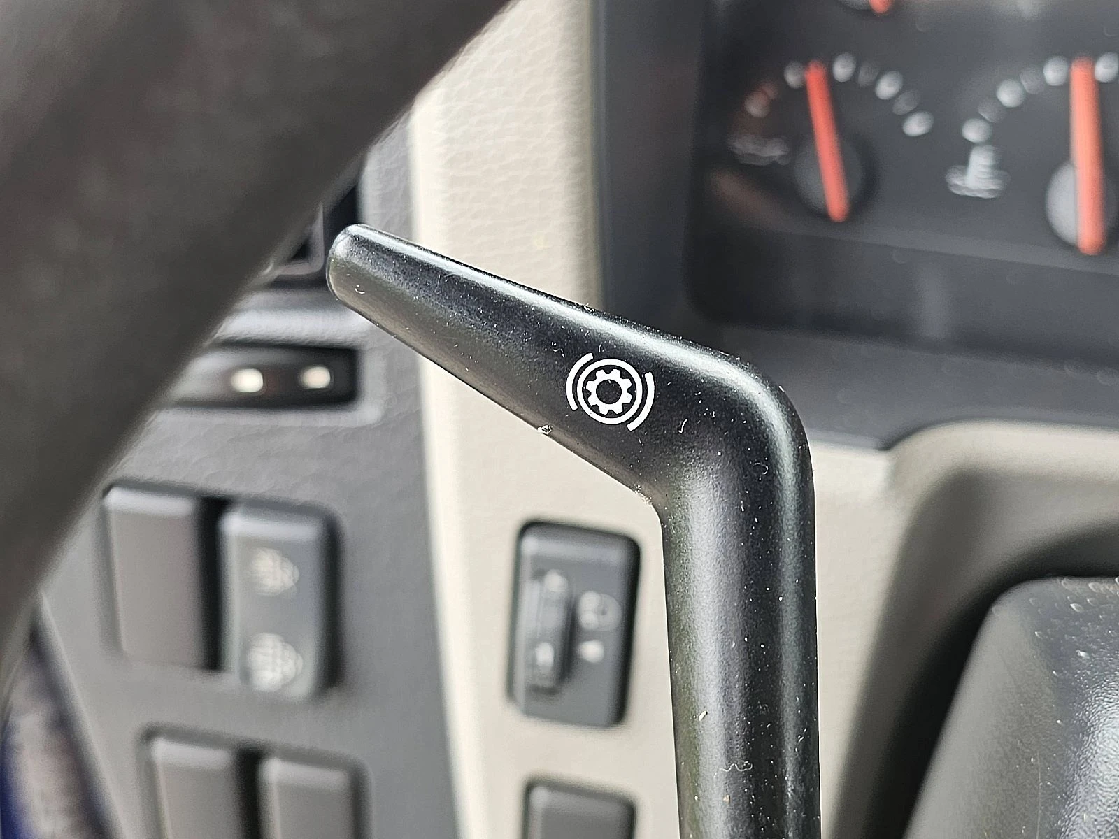 Volvo 2015 - FL 250.16 изображение 11