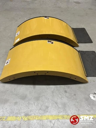 Caterpillar N/A - Frame fender Caterpillar obrazek 2