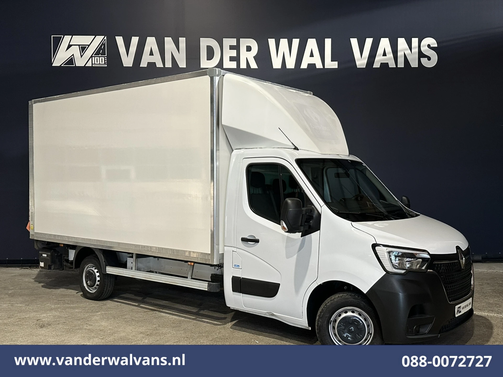 Renault Master 2024 - 2.3 dCi 146pk Bakwagen 222cm Hoog Laadklep Euro6 Airco | Camera | Navigatie | LED | Cruisecontrol afbeelding 1
