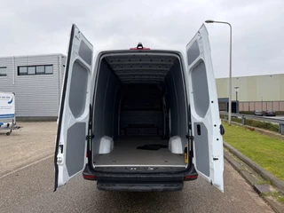 Mercedes-Benz eSprinter 2024 - 314/414 L3H2 450KM REIKWIJDTE WLTP PRO 113kWh Airco Cruisecontrol afbeelding 6
