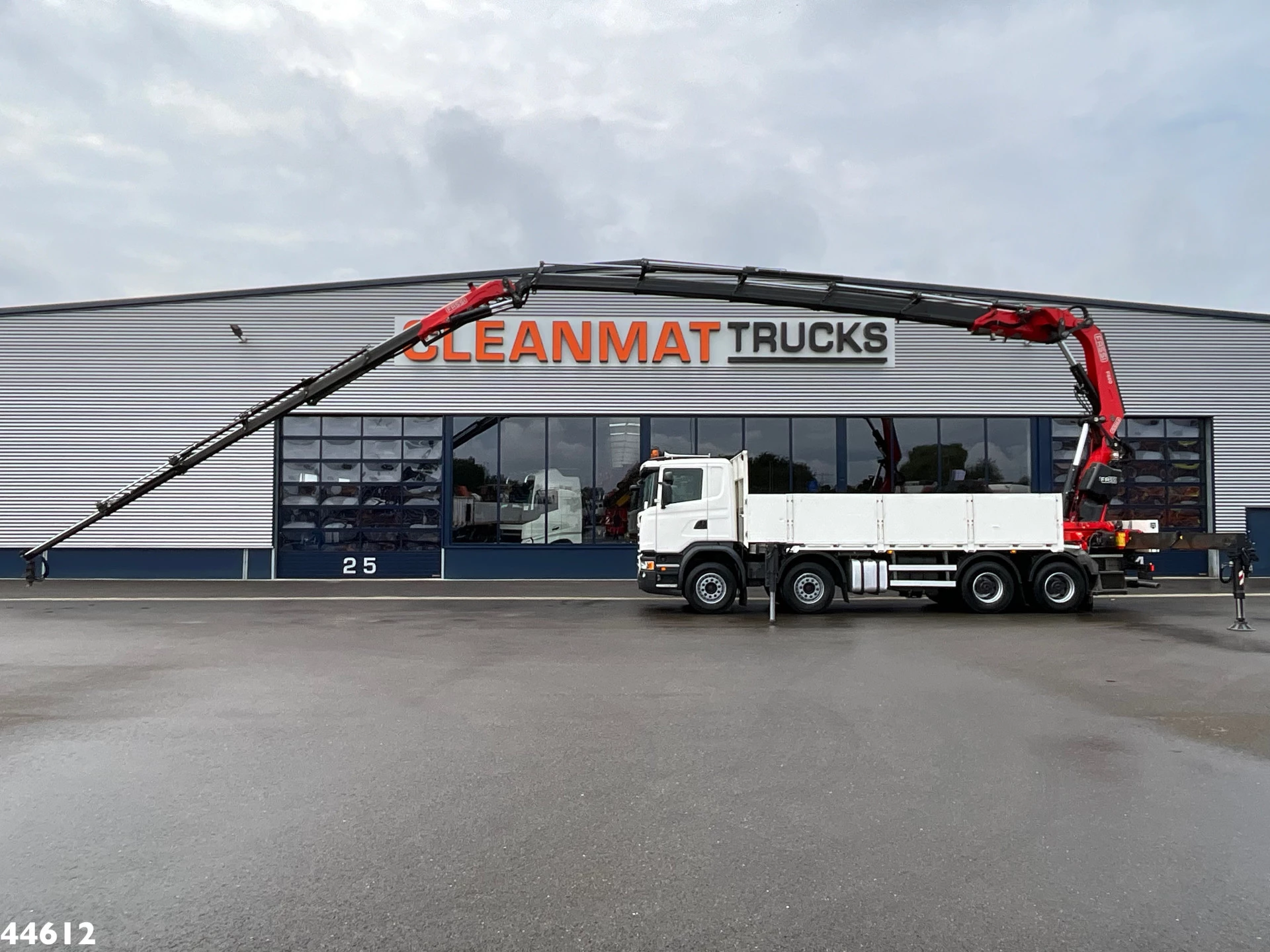 Scania G 2018 - 450 8x4 Euro 6 Fassi 66 Tonmeter laadkraan + Fly-jib Just 176.555 Km! afbeelding 1