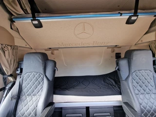 Mercedes-Benz Actros 2024 - 1863 Bigspace 4x2 - Retarder - Mirror cams - Leather - Alloy wheels - Driver Extent+ obrazek 22