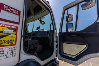 Renault N/A 2015 - D 18 250 DXI + HAYON zdjecie 15