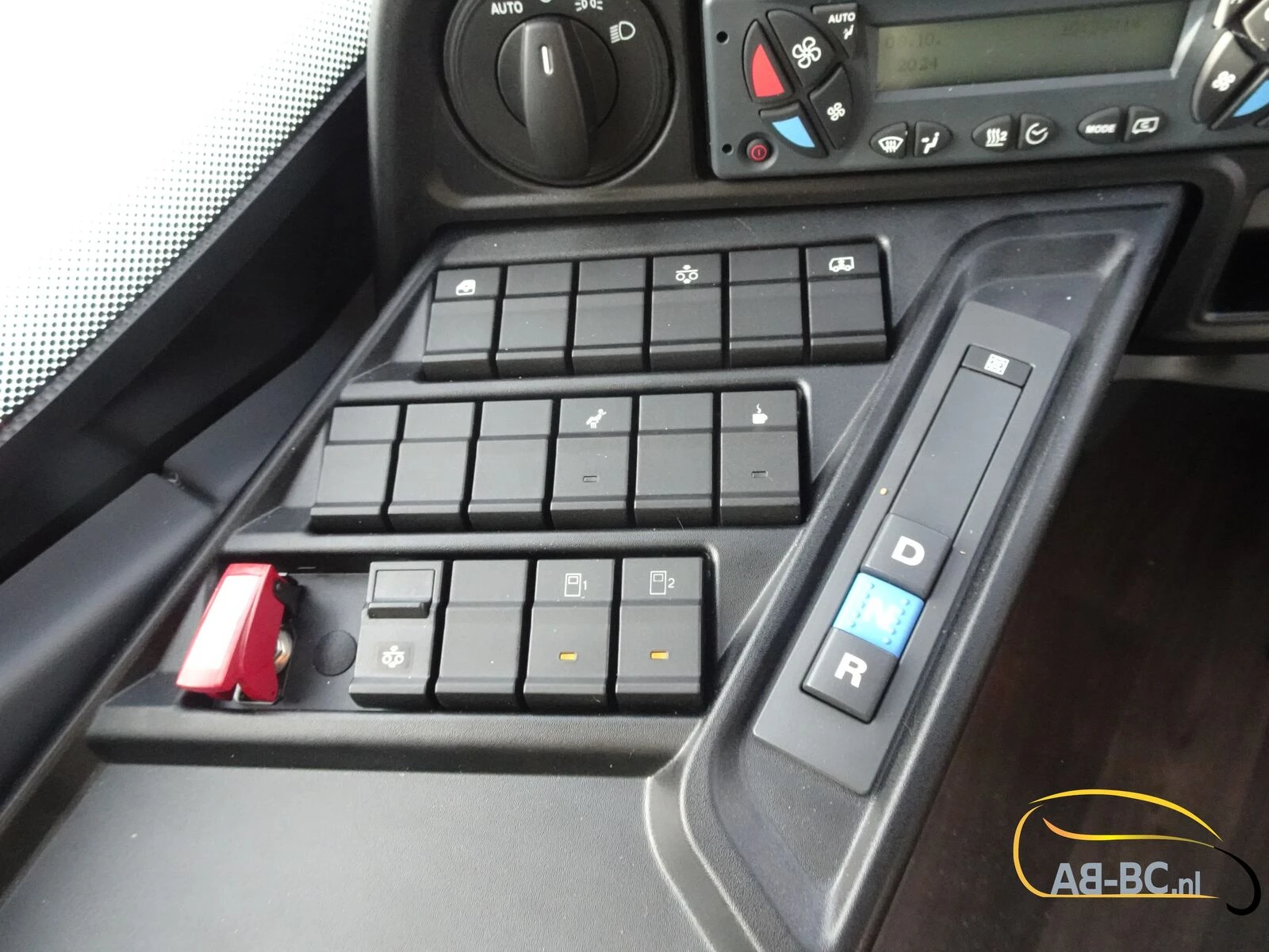 Iveco NEW 12.1 MTR Evadys, 53 Seats/WC 2 units on stock 2026 image 69