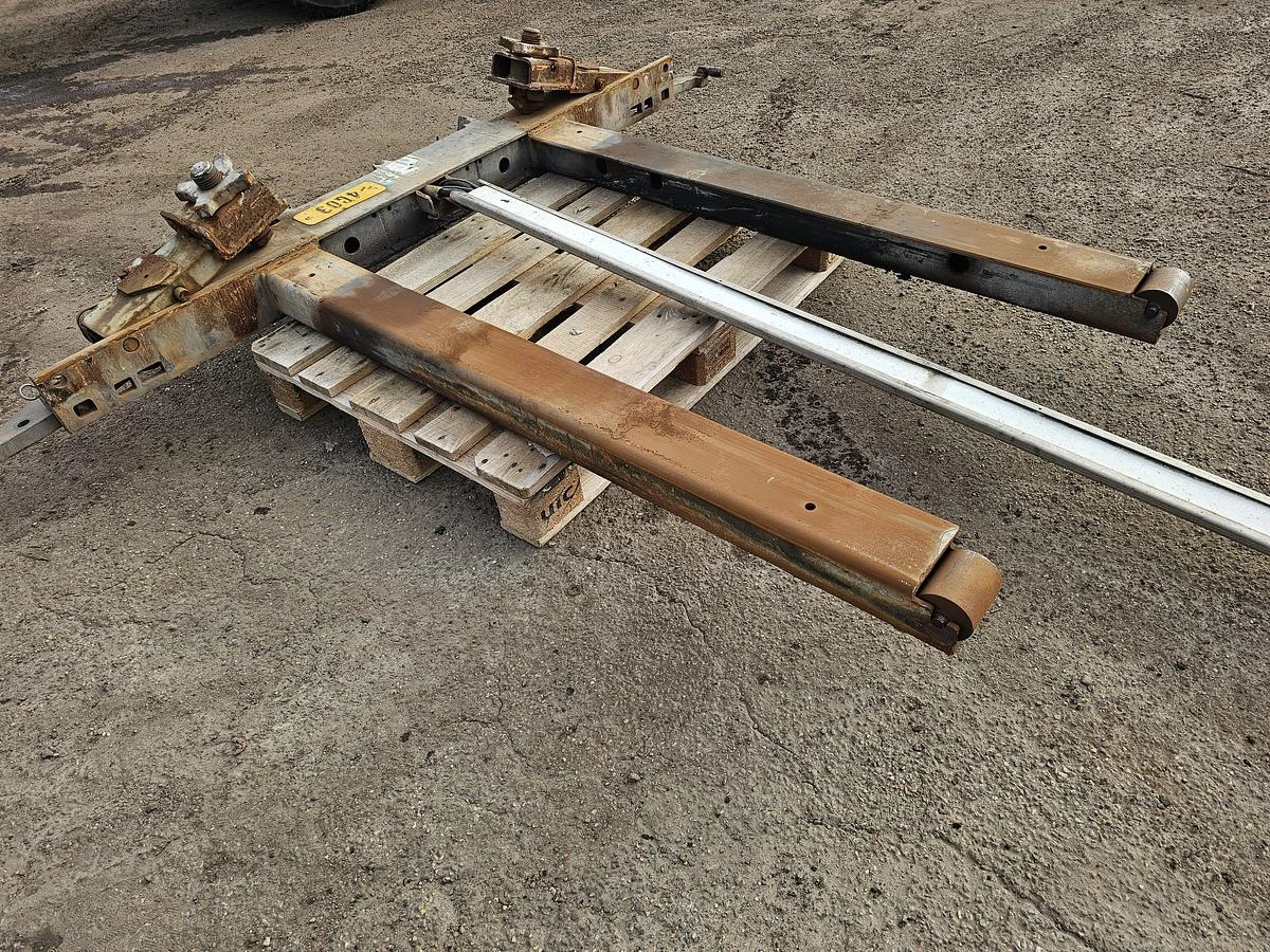 Van Hool FRONT SLIDING CONTAINER CHASSIS PART. 2006 Bild 2