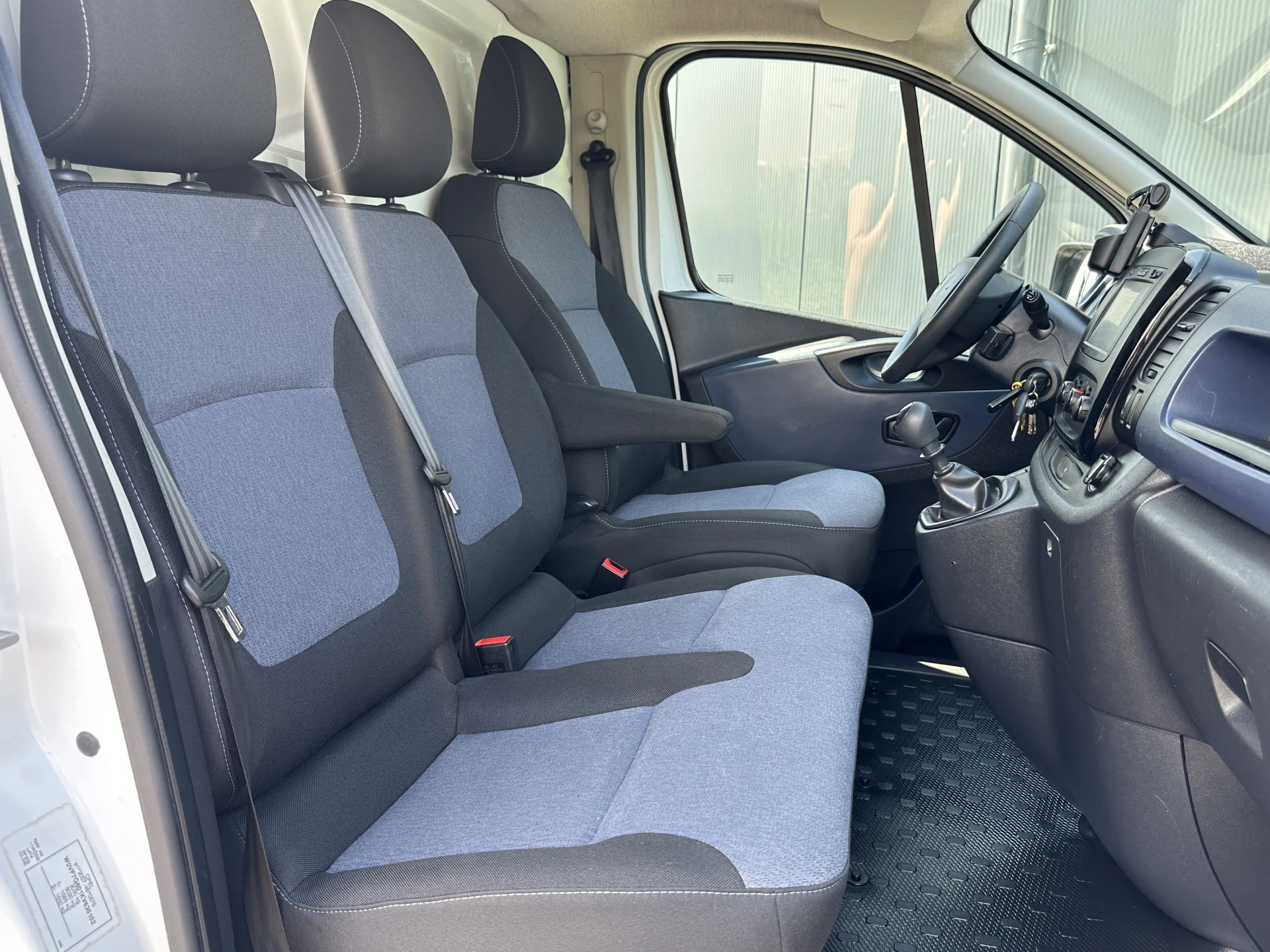 Opel Vivaro 2019 - 1.6 CDTI 122 PK E6 / L2H1 / IMPERIAAL / TREKHAAK / 3 ZITS / AIRCO / NAVI / CRUISE afbeelding 6