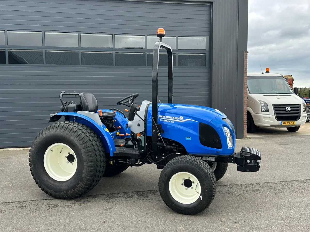 New Holland 2024 - Boomer 55 image 2