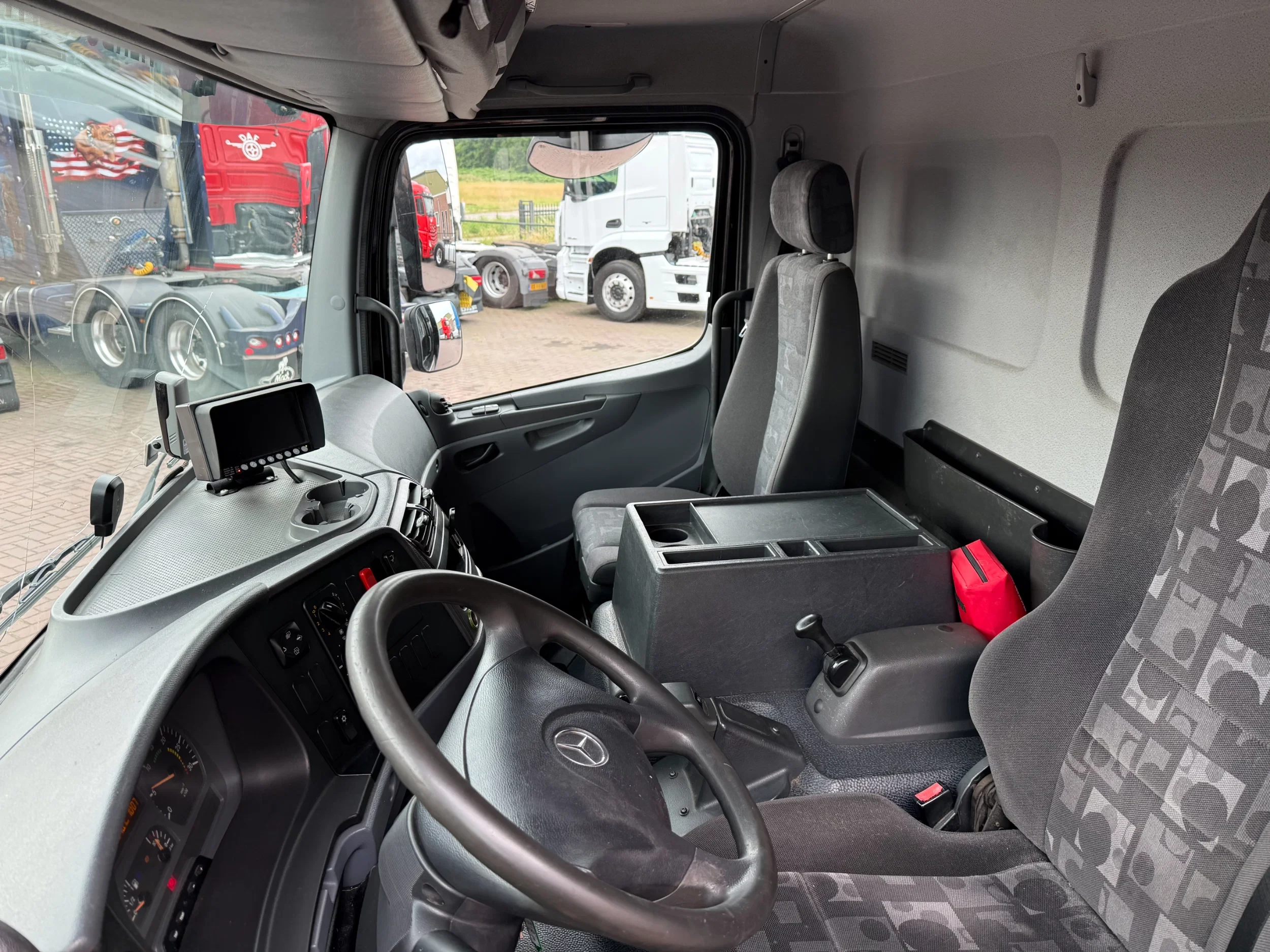 Mercedes-Benz Atego 2010 - 1018 Atego 1018L Euro5 Koffer mit Lbw / Klima / afbeelding 6