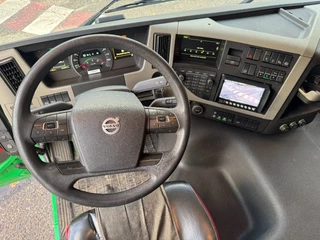 Volvo FM 420 2018 - 4X2 EURO 6 SKIRTS AUTOMATIC immagine 12