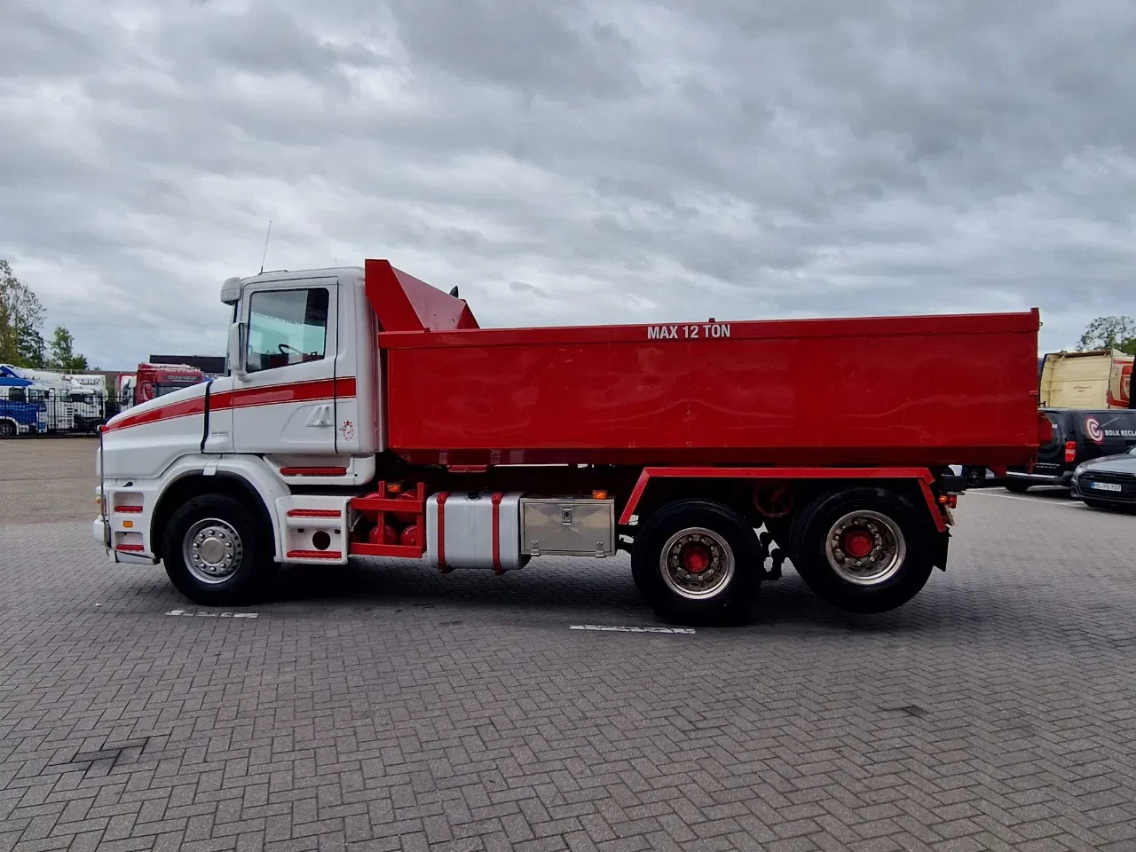 Scania T 2004 - T124-470 6x2 - Tipper - Manual gearbox - Full steel - Robson Drive - New Engine - Torpedo/Hauber immagine 18