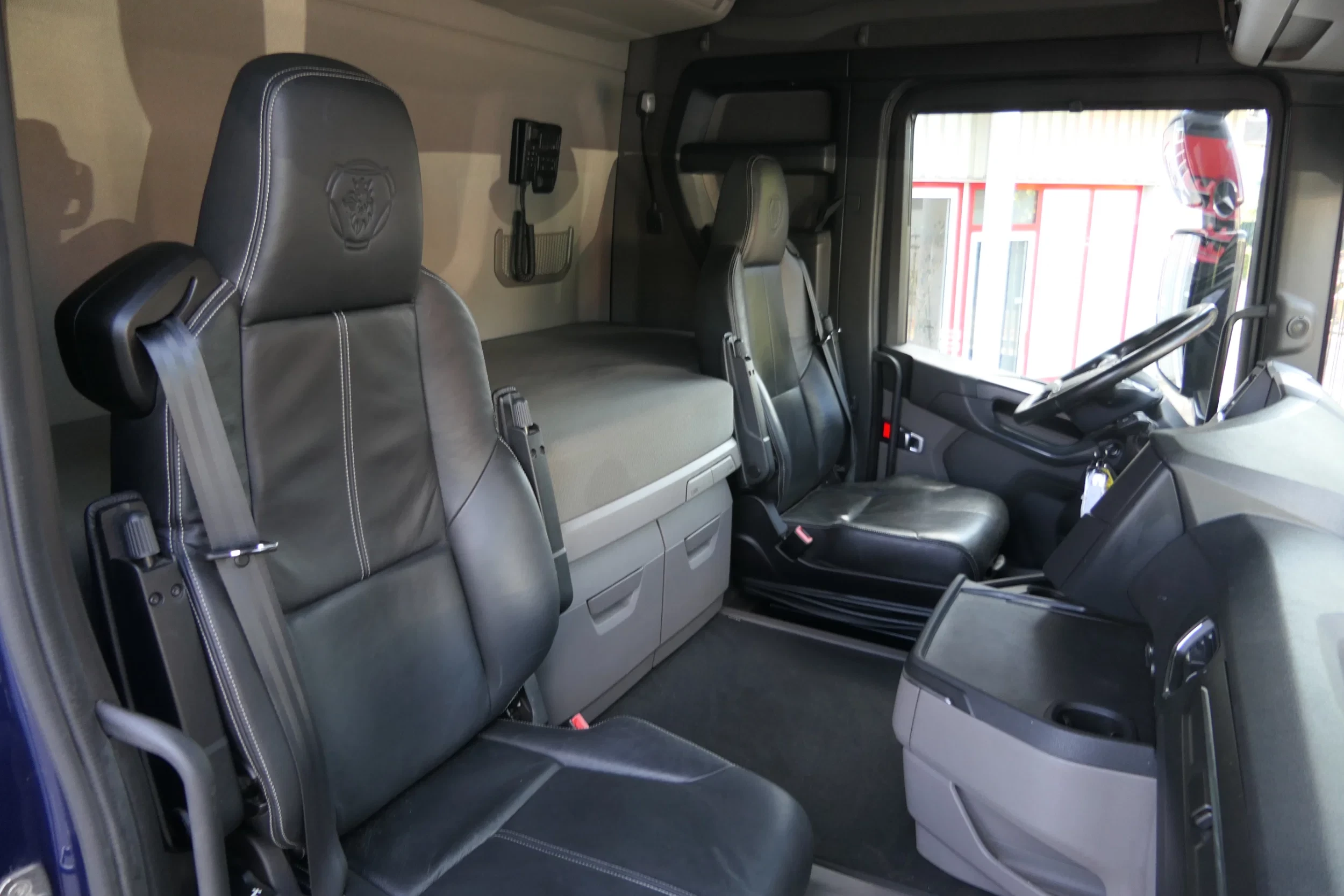 Scania R 2020 - R500 NGS | Metallic Blue | Retarder | 2 Tanks | 743708Km | 2020 | Smart Tacho 2 | Full Air | Full Options | TUV/MOT/APK 12-2026 | Belgium Truck afbeelding 40
