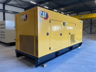 Cat 2024 - DE715GC - 715 kVA Stand-by Generator - DPX-18224 image 2 miniature