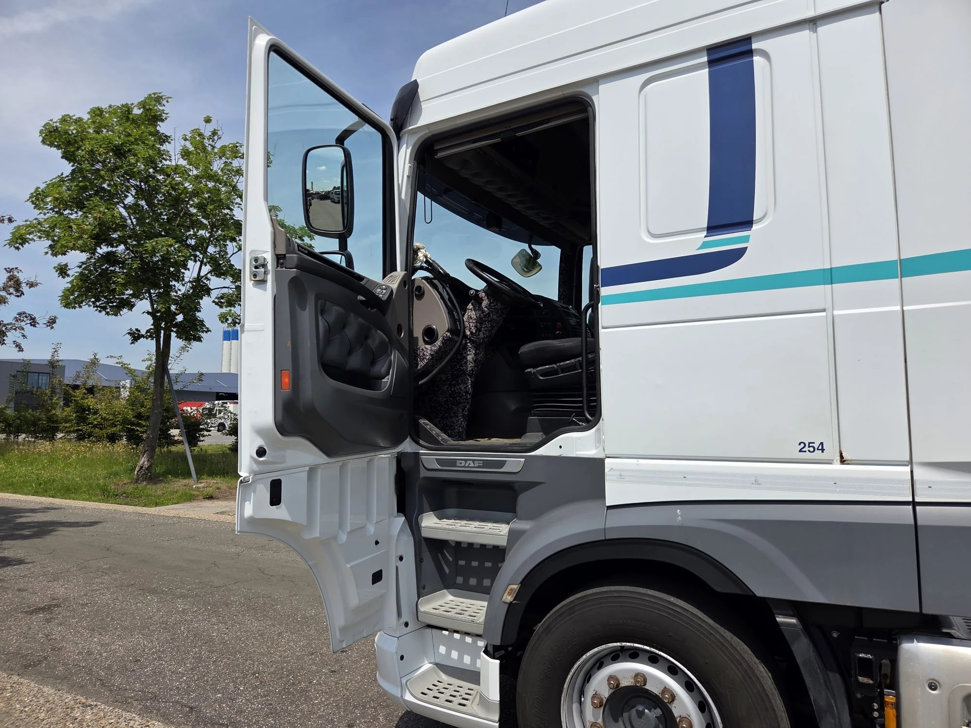 DAF XF480 2019 - 6X2 NL TRUCK APK 03-2027 Bild 7