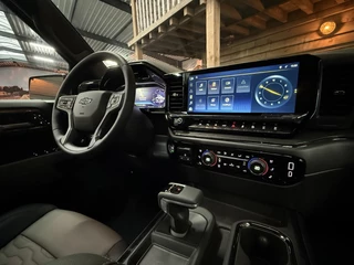 Chevrolet Silverado 2024 - ZR2 Millbrooks Special image 9
