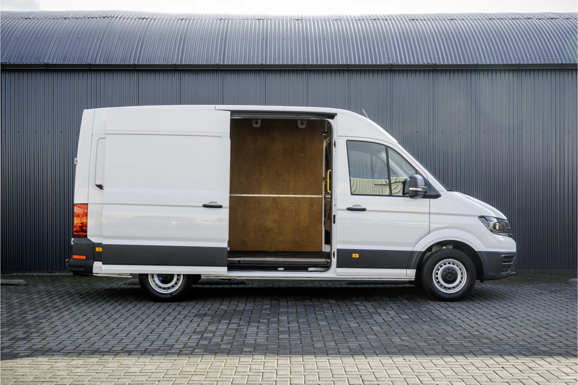 Volkswagen Crafter 2024 - 2.0 TDI L3H3 Trendline | Facelift | 140PK | Carplay | Navi | Cruise | Airco | Trekhaak obrázek 7
