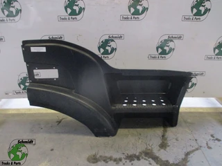 Iveco - HIWAY 504103313 INSTAPKAST RECHTS EURO 6 na prodej