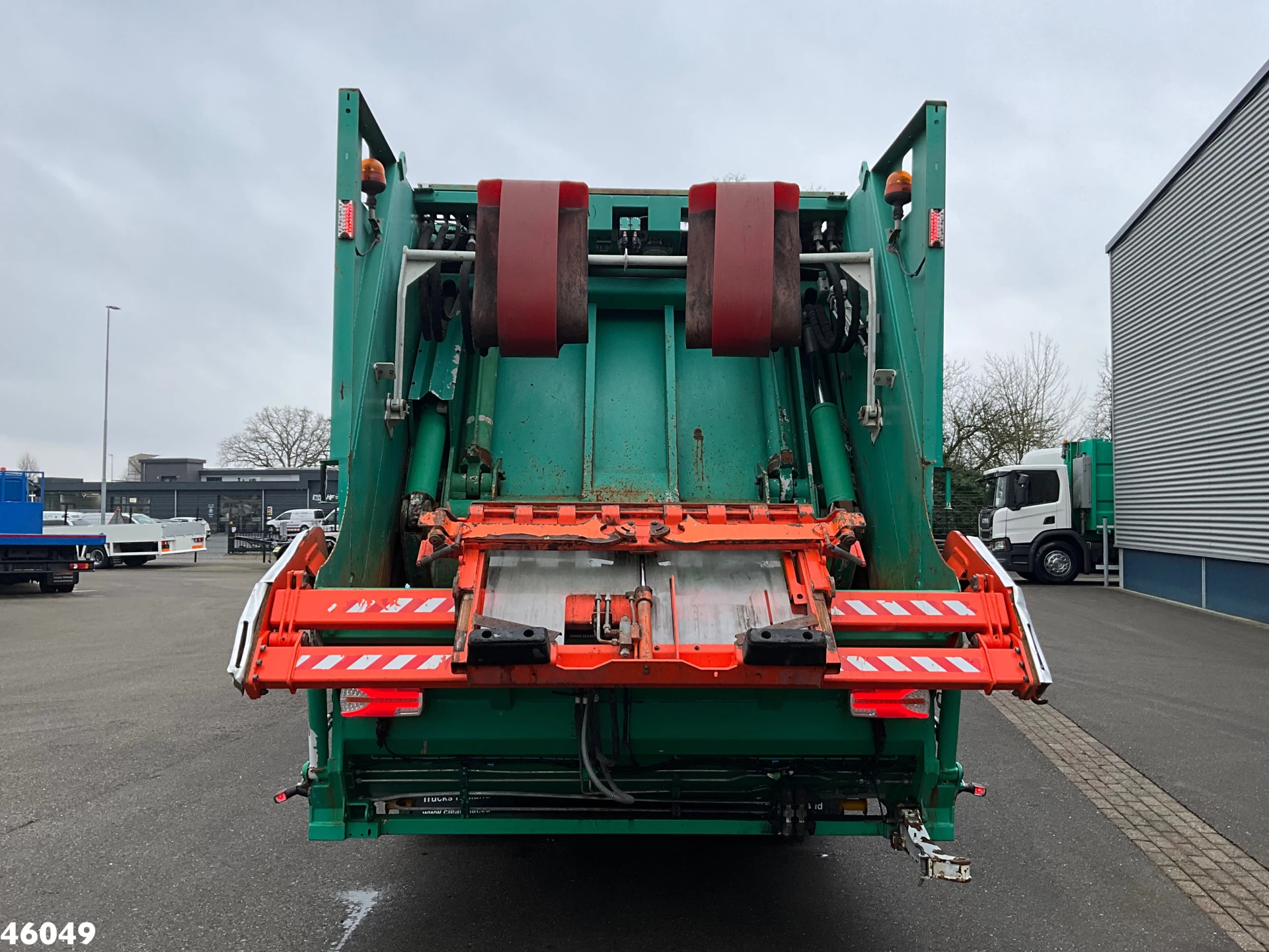 Scania P 2019 - 320 Euro 6 Garbage truck 25m³ Just 134.168 km! imagem 5