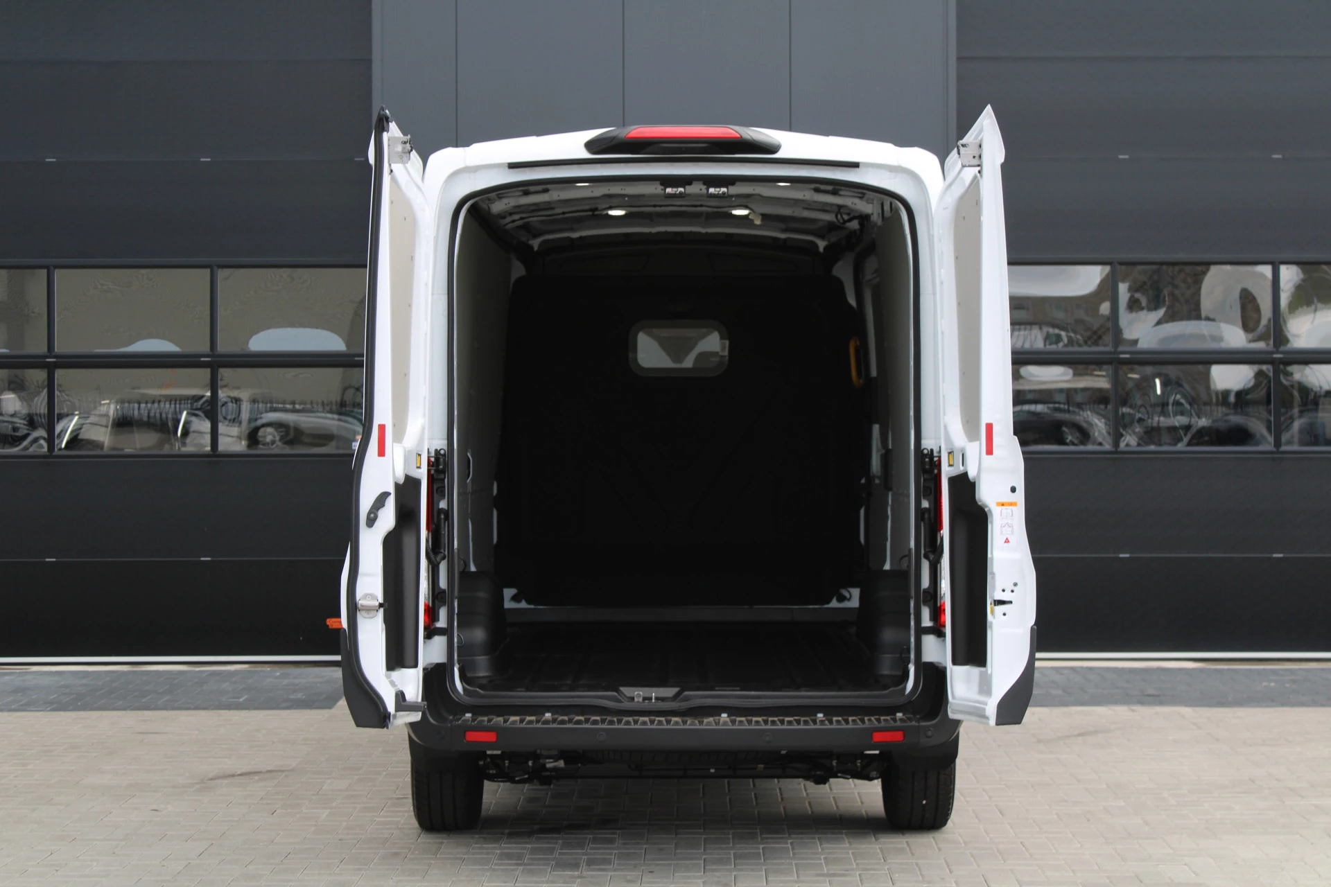 Ford Transit 2024 - 350 2.0 TDCI L3H2 Trend 130pk Trend - Facelift - Xenon - Carplay - Android - Camera - Airbag Passagier - Rijklaar obrázek 9