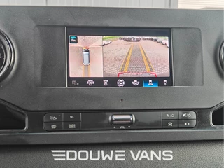 Mercedes-Benz Sprinter 2020 - L2H2 319 Automaat Zwart Trekhaak LED 360 Camera bild 18