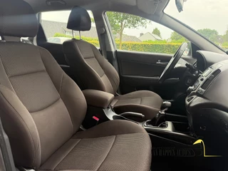 Hyundai i30 2011 - CW 1.4i i-Motion / apk 7-2027 obrazek 8