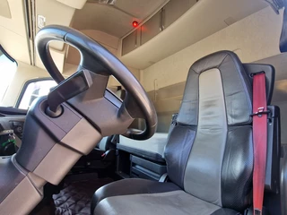 Volvo FH 2019 - 13.500 Globetrotter XL 4x2 - I parkcool - Full air - Leather - 2x tank obrazek 10