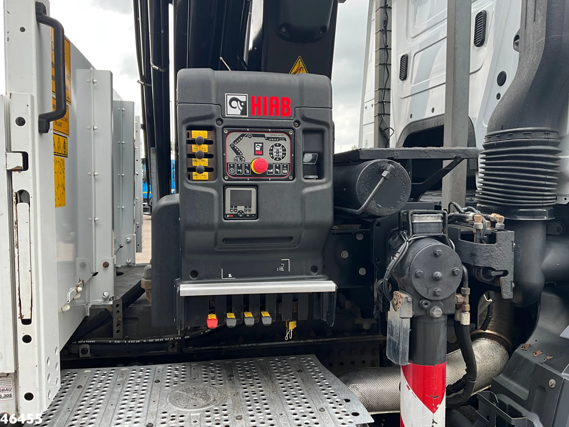 Mercedes-Benz Arocs 2536 Euro 6 Hiab 30 Tonmeter laadkraan 2018 imagem 16