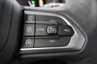 Jeep Renegade 2025 - 4XE HYBRID SUMMIT / LEDER / 18 inch / Apple Carplay изображение 35