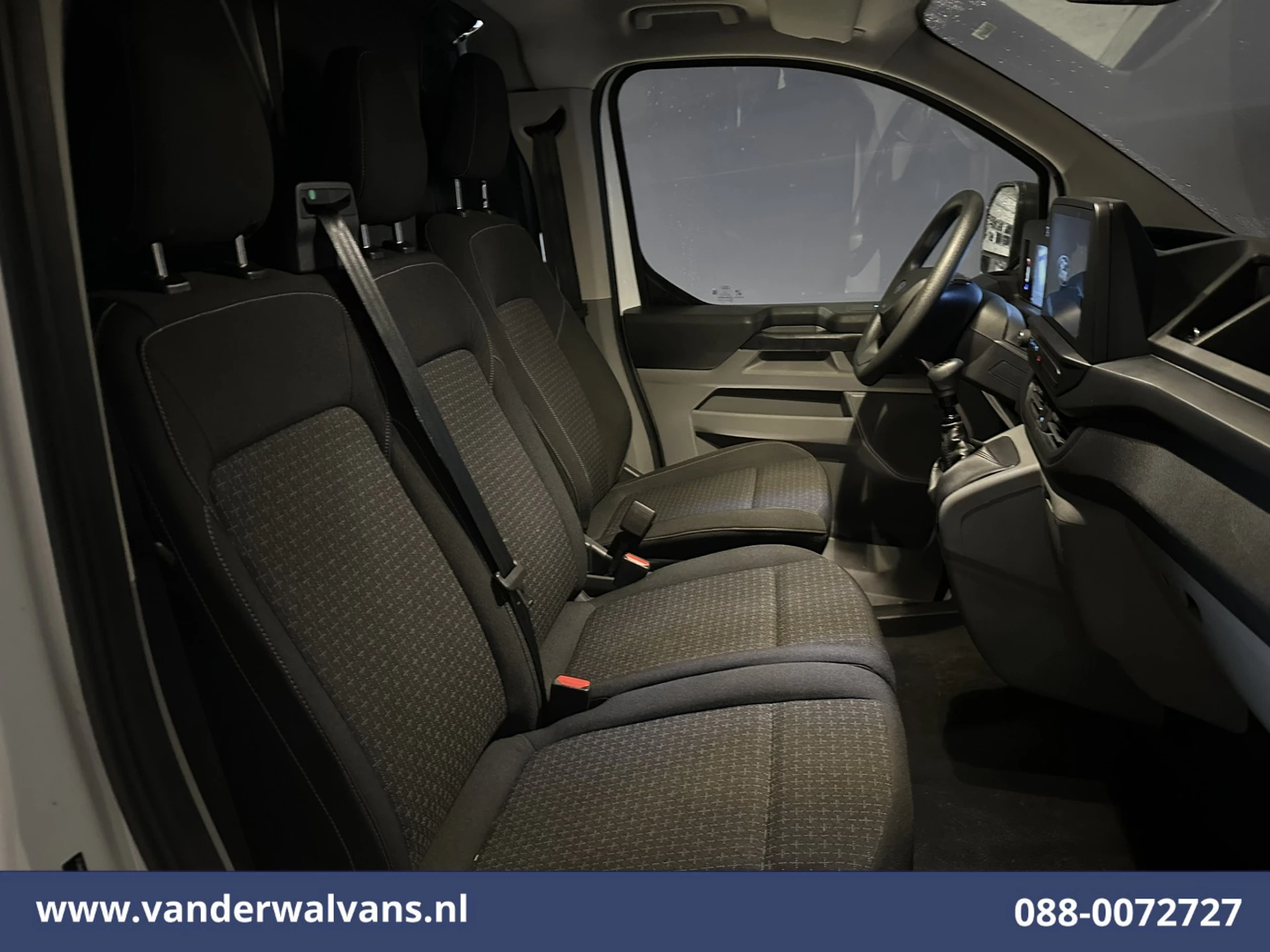Ford Transit Custom 2024 - 2.0 TDCI 111pk L1H1 Euro6 Airco | Camera | Apple Carplay | LED | Cruisecontrol obrázek 7