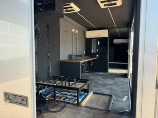 Doornwaard Mobile Studio / Camper / Race / Kart / Office / Buro 2000 - N/A obrazek 18