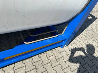Welfit Oddy N/A 2008 - 20FT ISO, 24.890L / 1-COMP / 3 BAFFELS / T12 / 4 manholes / ADR valid until 11/2028 bild 9