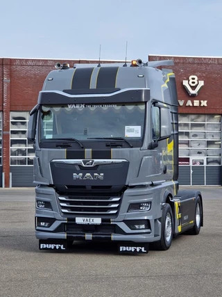 MAN TGX 2026 - 18.520 GX - New - D30 - Retarder - Night clima - Alcoa - Show truck - imagen 39